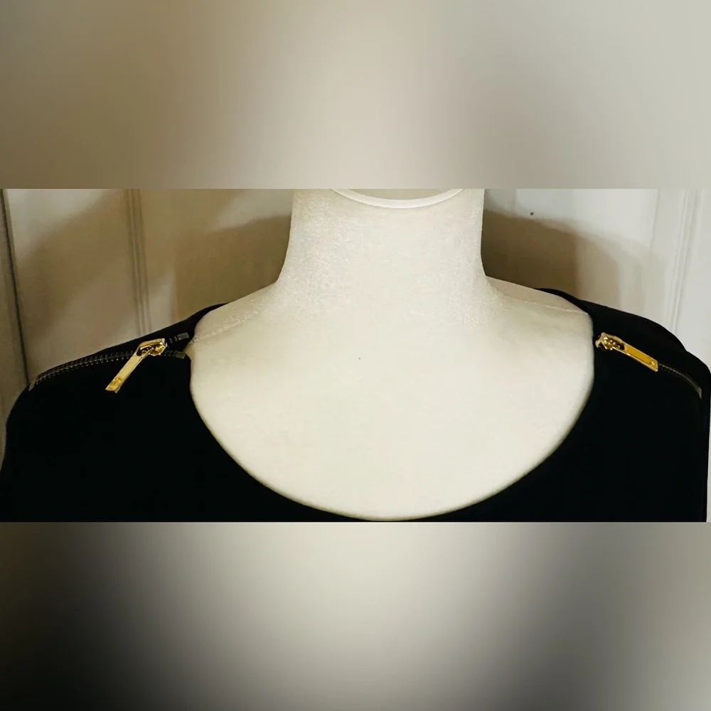 Michael Kors Top Black Tunic  Gold Hardware Style Long Sleeve Size 2X